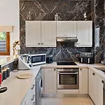 Modern Hg08 Pyrinas With Amazing Golf Views, In Heart Of Aphrodite Hills Villa