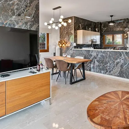 Villa Modern Hg08 Pyrinas With Amazing Golf Views, In Heart Of Aphrodite Hills