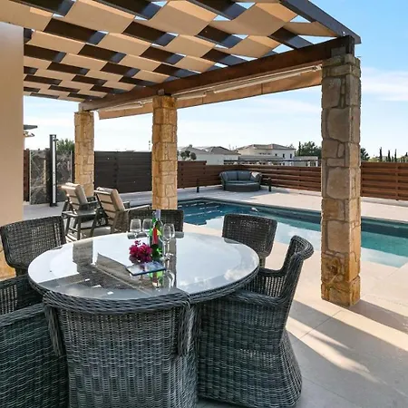 Modern Hg08 Pyrinas With Amazing Golf Views, In Heart Of Aphrodite Hills Villa Kouklia