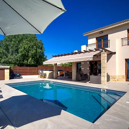 Modern Hg08 Pyrinas With Amazing Golf Views, In Heart Of Aphrodite Hills Vilă