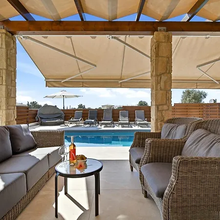 Modern Hg08 Pyrinas With Amazing Golf Views, In Heart Of Aphrodite Hills Vilă