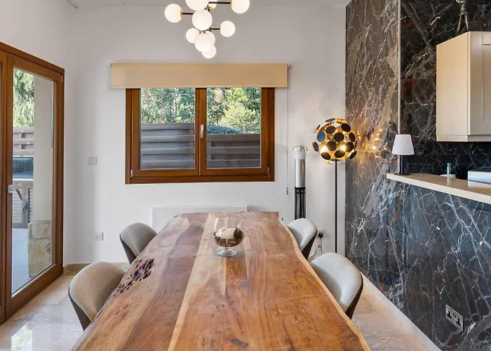 Vila Modern Hg08 Pyrinas With Amazing Golf Views, In Heart Of Aphrodite Hills Kouklia